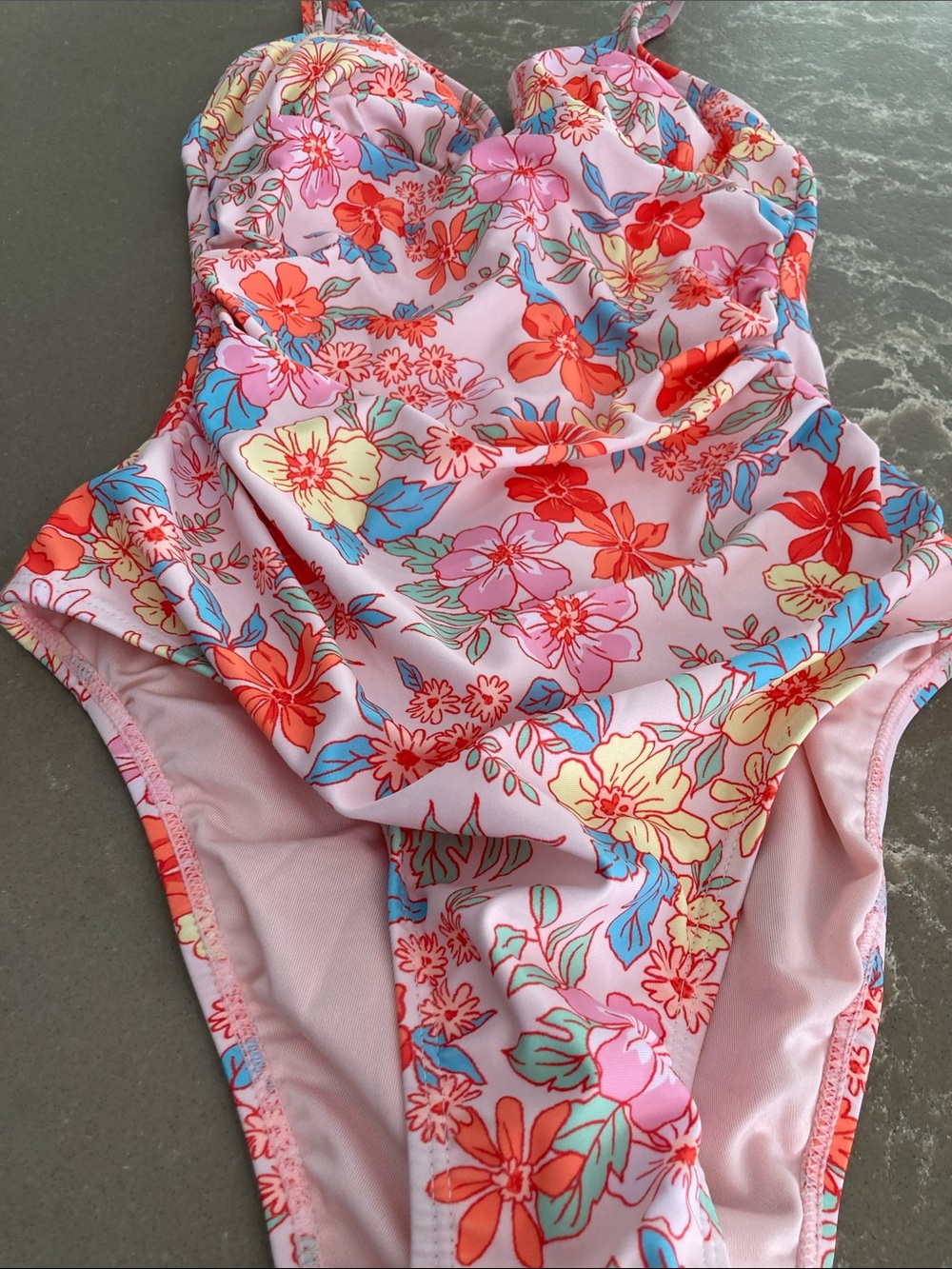 Cupsh: Pink Floral V-Neck One-Piece Swimsuit - Picture 9 of 13